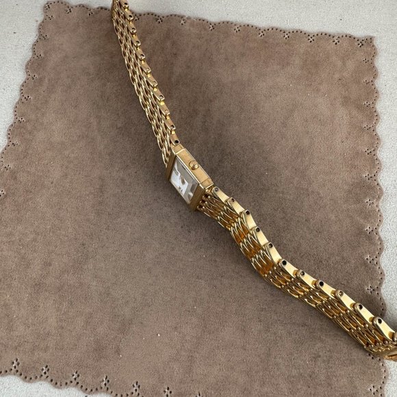 Vintage Seiko Gold Tone Watch with Bright Polish Gold Mesh Bracelet - Picture 6 of 10